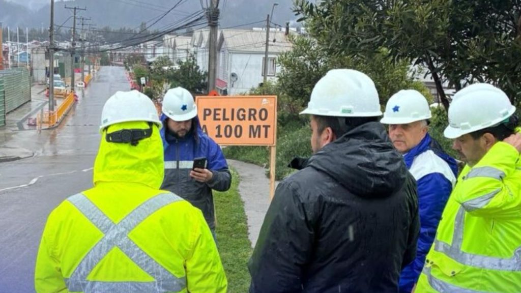 Equipo AMG en visita a calle Río Maule – Hospital de Constitución